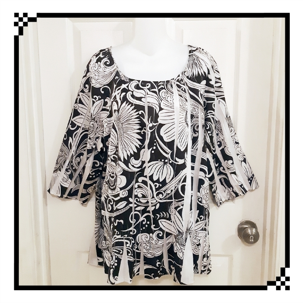 Avenue - 18/20 Plus Black & White Blouse